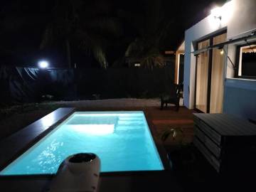 Cottage pour 6 personnes, avec terrasse ainsi que piscine et vue dans Saint-Louis (Marie-Galante)