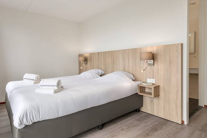 Ferienwohnung für 5 Personen, mit Balkon/Terrasse und Terrasse sowie Pool in Edam-Volendam - 3