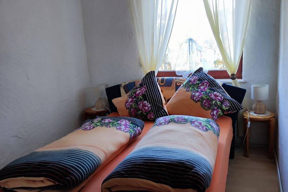 Ganze Wohnung, Ferienwohnung Waldblick - 4-Bett-Ferienwohnung Waldblick in Langenfeld, Osteifel