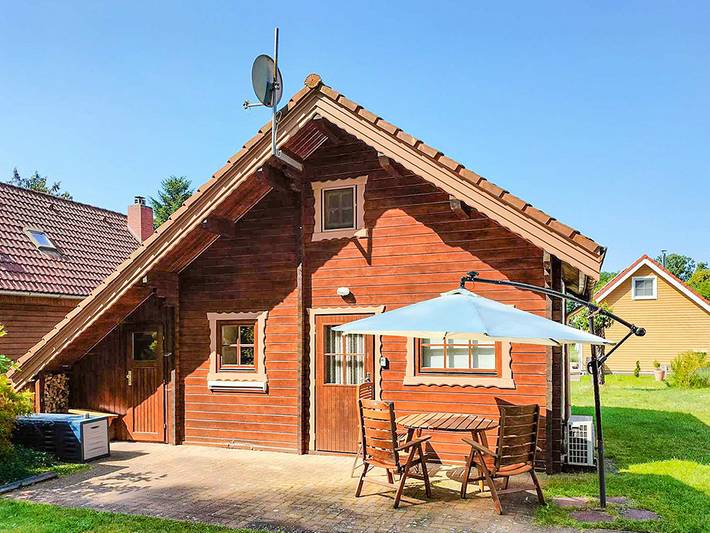Ferienhaus für 2 Personen, mit Garten und Sauna sowie Terrasse - 1