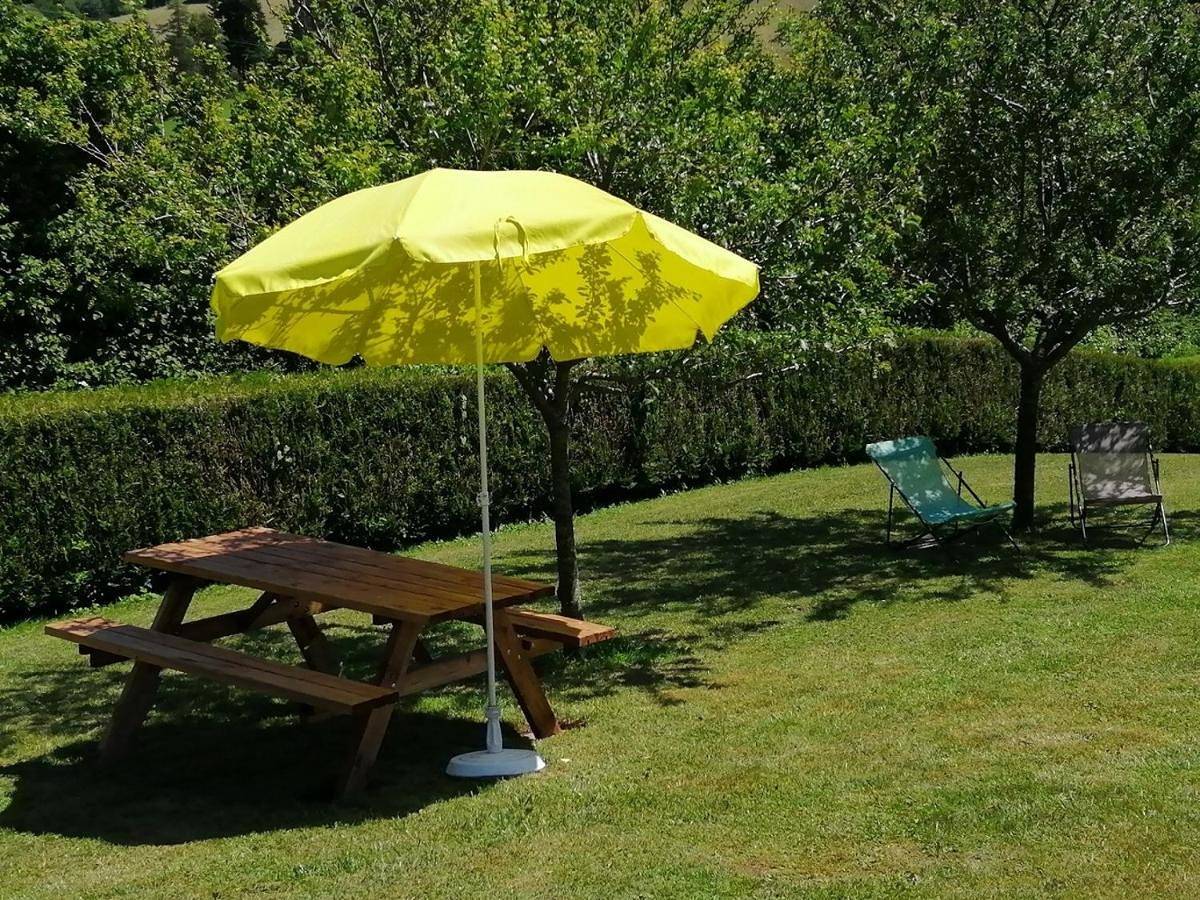 Appartement entier, One-Bedroom Apartment in Lacaune, Région de Lacaune