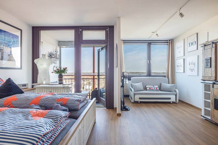 Ferienwohnung für 2 Personen, mit Balkon und Garten sowie Sauna und Seeblick in Hannover und Umgebung