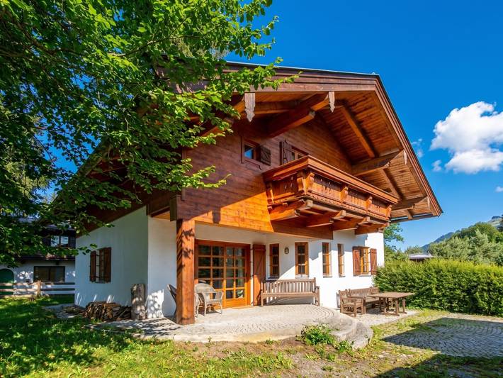 Vacation rental for 8 people, with terrace and yard as well as sauna in Kitzbühel