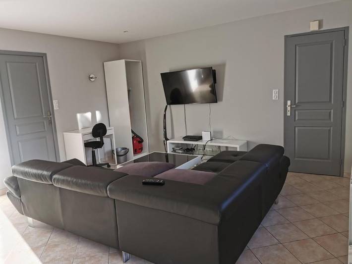Location de vacances pour 12 personnes, avec jardin à Vailly-sur-Sauldre - 4