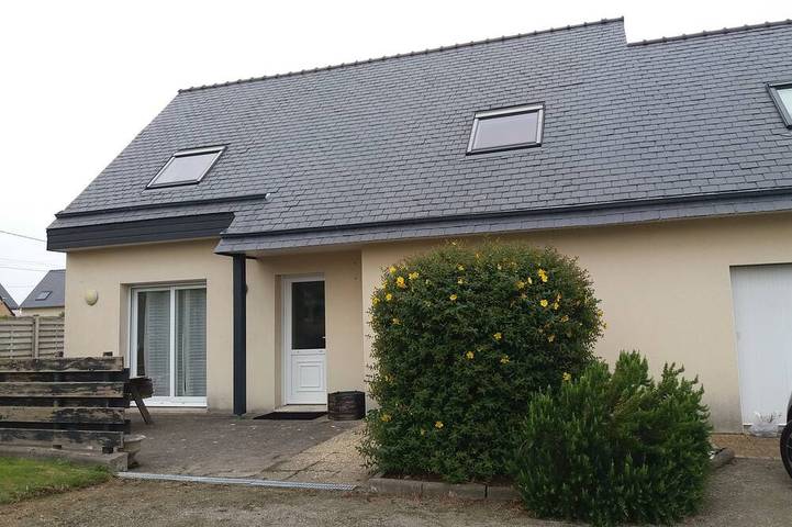 Location de vacances pour 8 personnes, avec jardin, animaux acceptés à Saint-Pabu