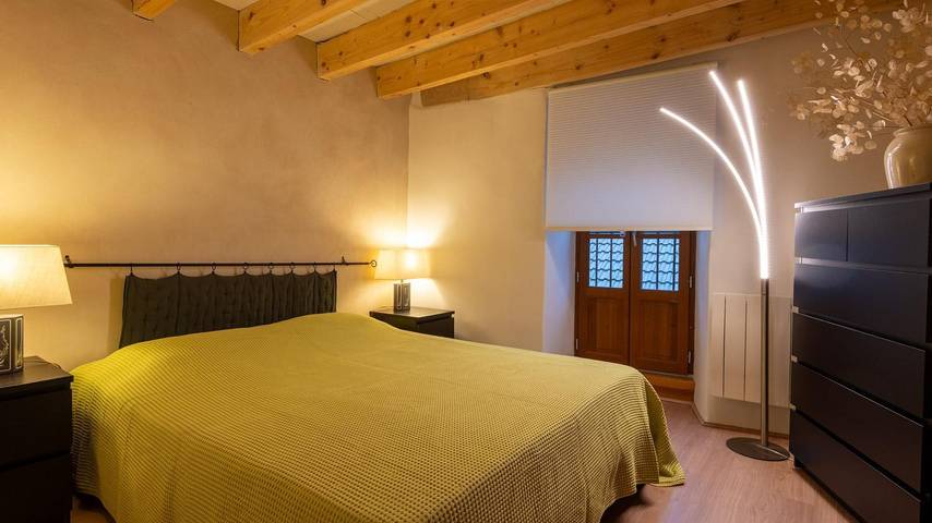 Gîte pour 4 personnes, avec terrasse dans Massegros Causses Gorges - 2