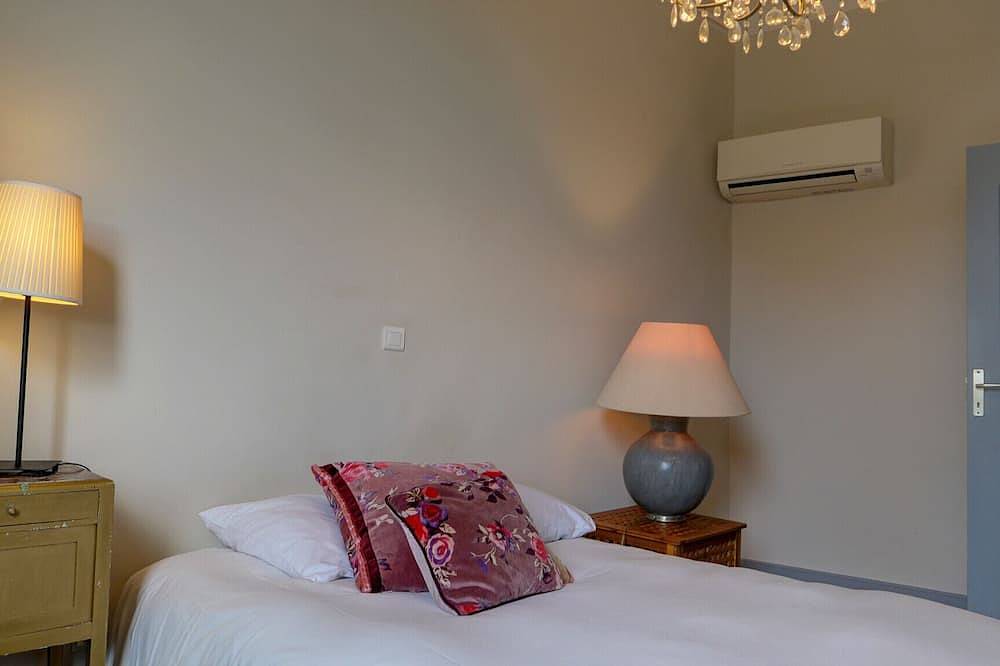 Apartamento entero, Apartamento \"La Terrasse\", situado en el corazón del pueblo de Saint-Paul-Trois-Châteaux in Saint-Paul-Trois-Châteaux, Región de Nyons