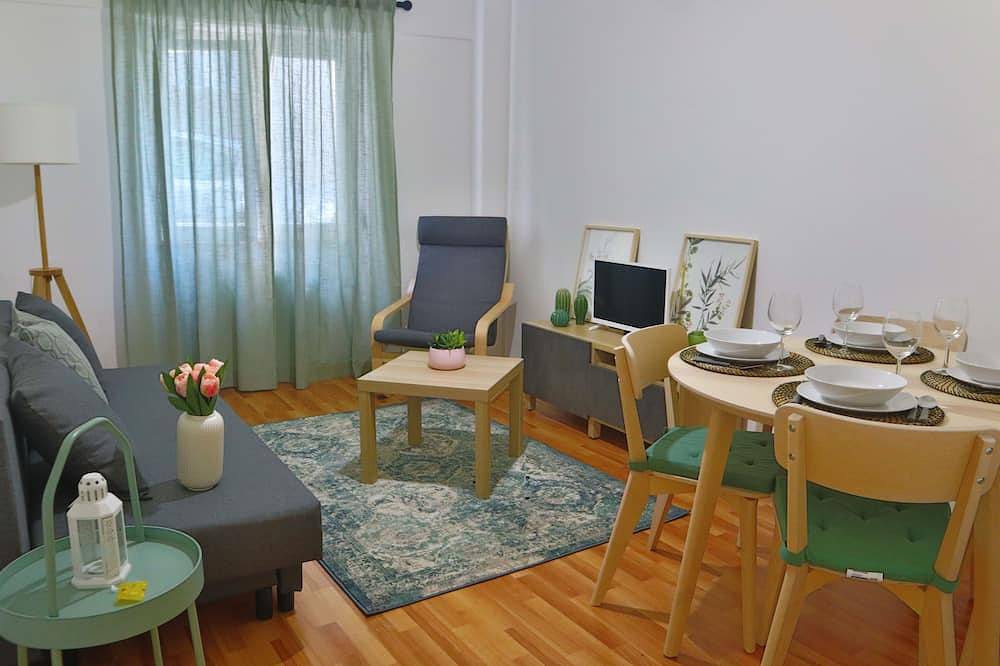 Geheel appartement, Central Renovated Apartment in Principe Real in Lapa, Lissabon