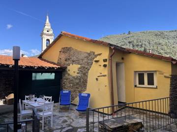 Ferienhaus für 4 Personen, mit Terrasse in Dolcedo