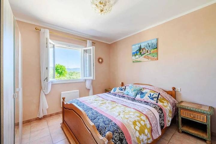 Appartement de vacances pour 4 personnes, avec Terrasse et Jardin à Le Luc - 2