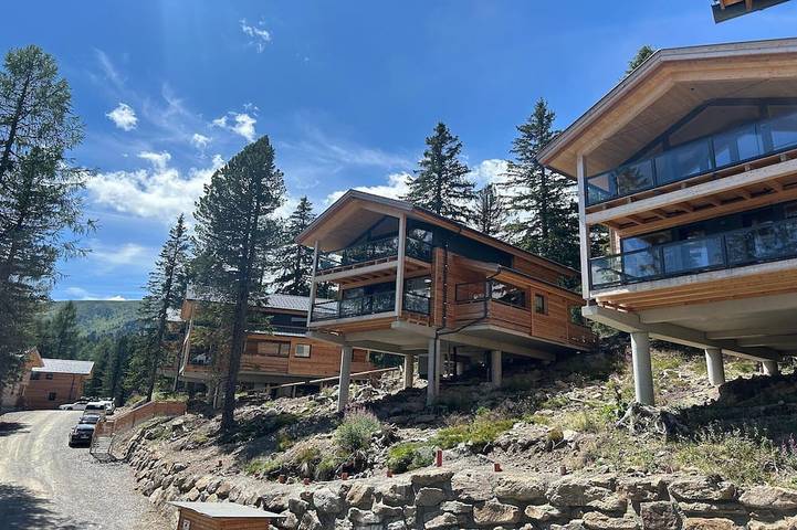 Chalet für 8 Personen, mit Balkon und Whirlpool an der Turracher Höhe