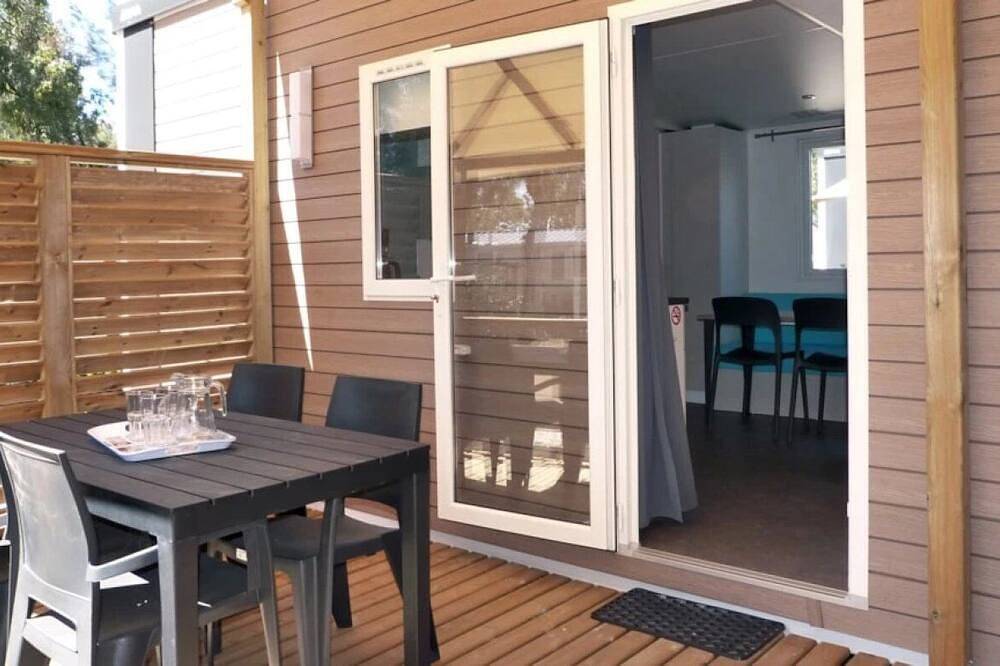 Zecamping 3* 200m plage locatif Tv clim 22m2 4 pers in Hyeres, Parc national de Port-Cros