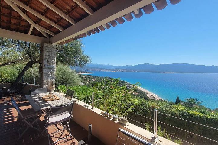 Maison de vacances pour 4 personnes, avec balcon et piscine