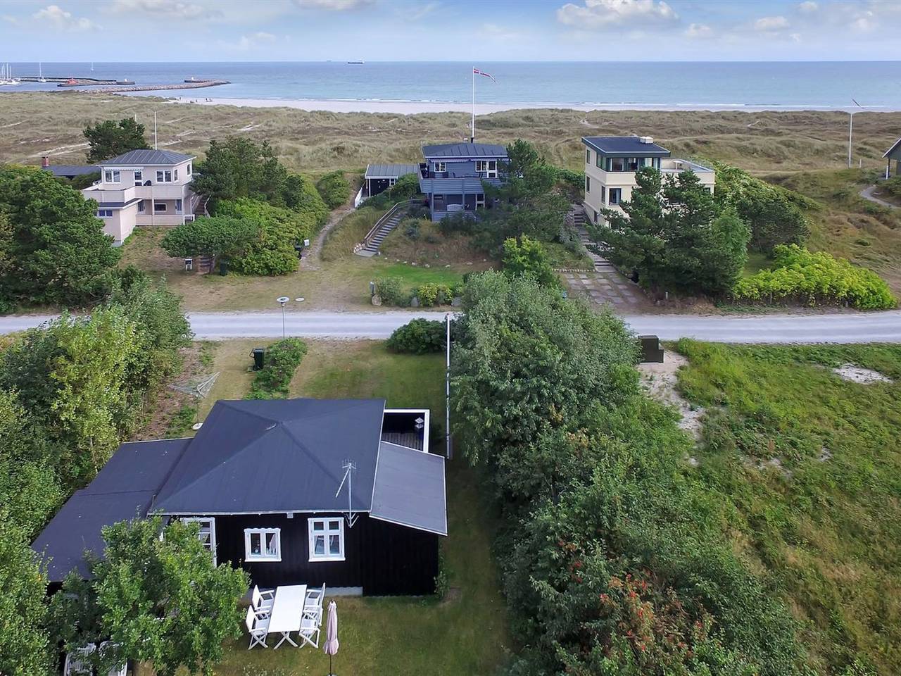 "Alina" - 200m from the sea in Grenå Strand, Grenaa