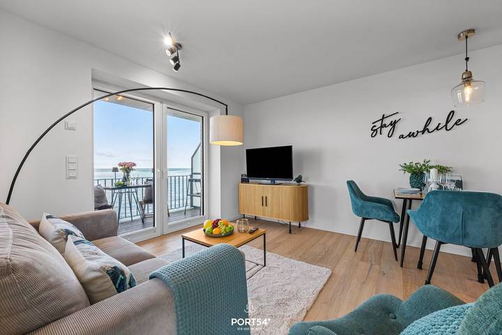 Ganze Wohnung, Strandfeder - 1. Reihe am Wasser, Meerblick, 2 Balkone, Sauna, E-Ladestation in Olpenitz, Kappeln