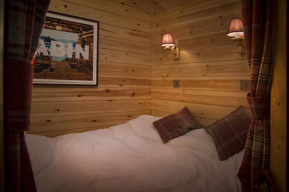 Romantic glamping cabin near beautiful Rye in East Sussex