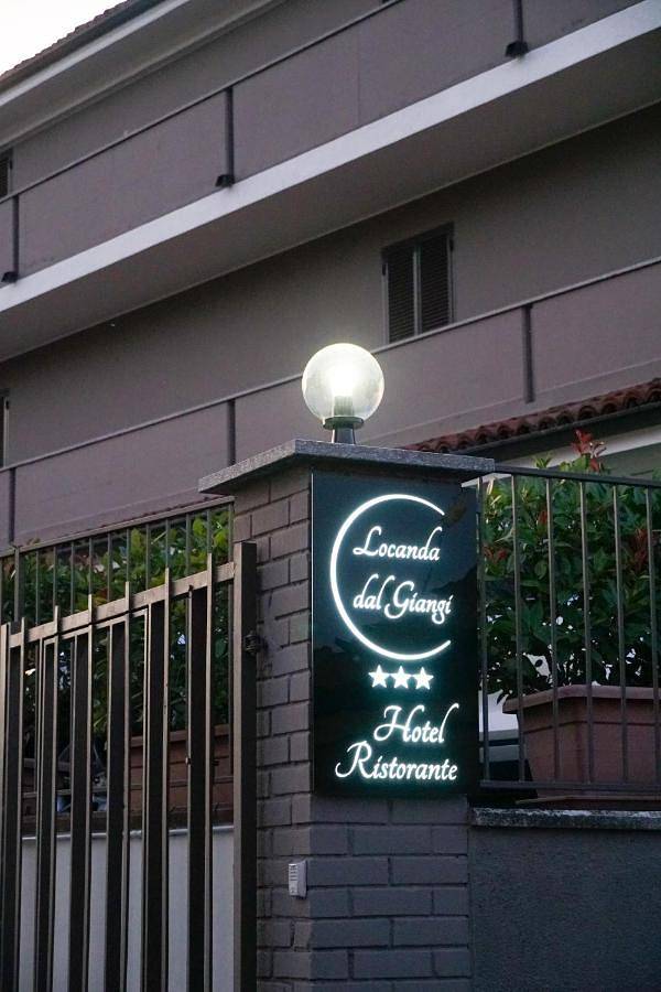 Hôtel, avec Terrasse et Vue à Quargnento