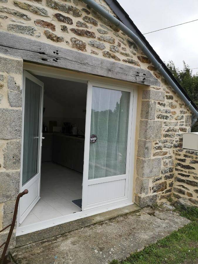 Location de vacances pour 4 personnes, avec jardin et vue à Plonéour-Lanvern - 2