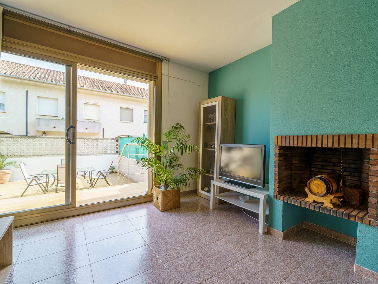 Villa moderne à Santa Susanna pour 6 pers. avec Wifi, 4 chambres, 2 terrasses, Bbq et garage. in Santa Susanna, Costa del Maresme