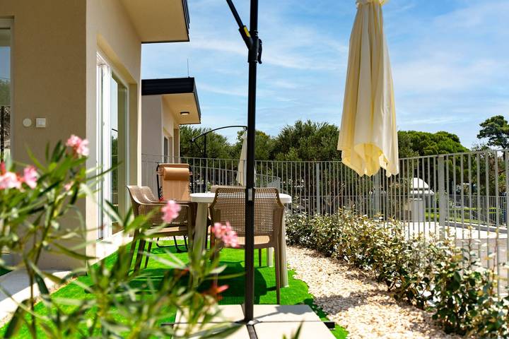 Ferienhaus für 2 Personen, mit Balkon/Terrasse in Banjol - 4