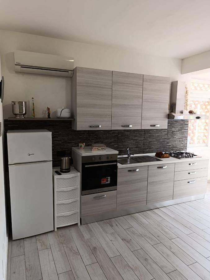 Ferienhaus mit Meerblick für 7 Personen, mit Garten und Ausblick, kinderfreundlich in Palermo - 3