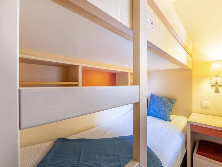 Gîte pour 4 personnes, avec terrasse ainsi que piscine et jardin dans Gare Du Dramont - 4