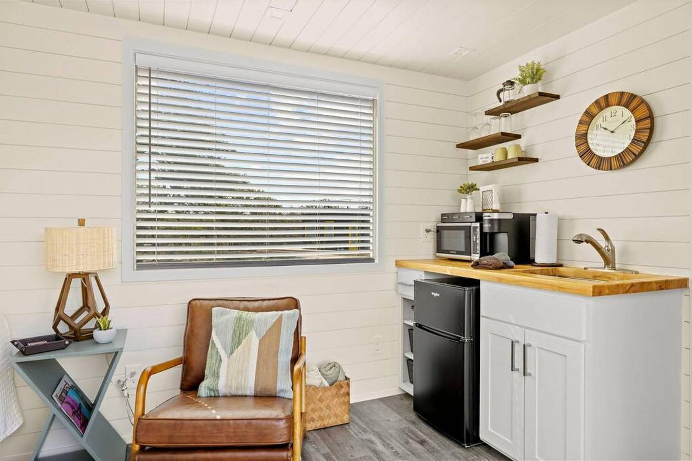 New The Sunset Luxury Container Home in Gillespie County