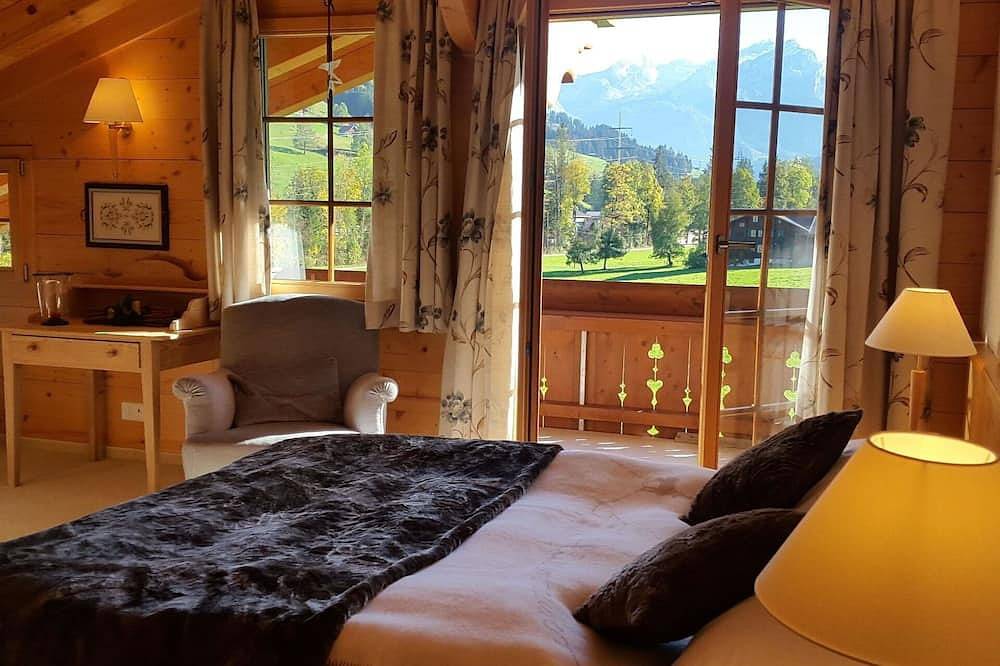 Ganze Wohnung, Gemütliche Wohnung für 4 Gäste mit  W-Lan, Tv und Balkon in Grund b. Gstaad, Saanen