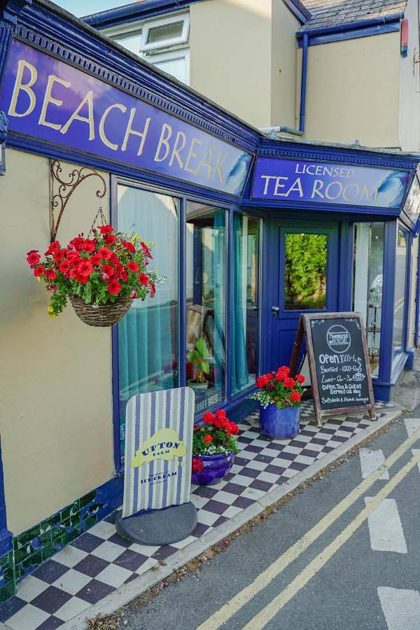 Twin Room in Manorbier, Pembrokeshire