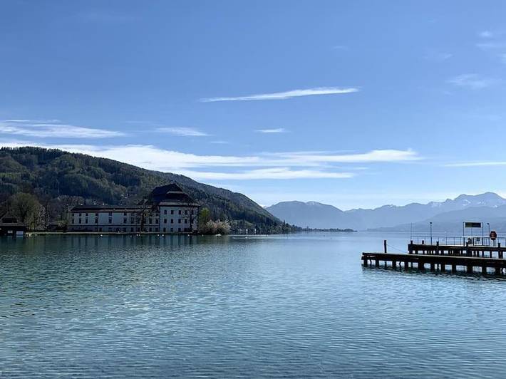 Ferienwohnung für 4 Personen, mit Balkon und Ausblick in Seewalchen am Attersee