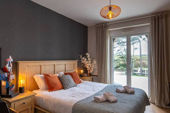 Gîte pour 10 personnes, avec terrasse et jardin à Lanildut - 3