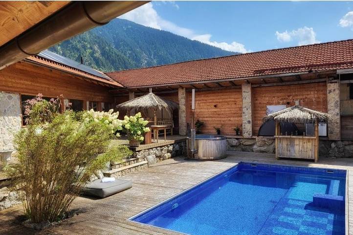 Chalet für 7 Personen, mit Terrasse und Ausblick sowie Pool und Sauna, mit Haustier in Bayrischzell - 2