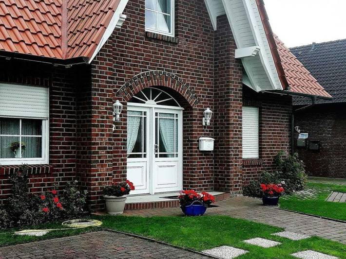 Ferienwohnung für 4 Personen, mit Terrasse und Garten in Rysum - 2