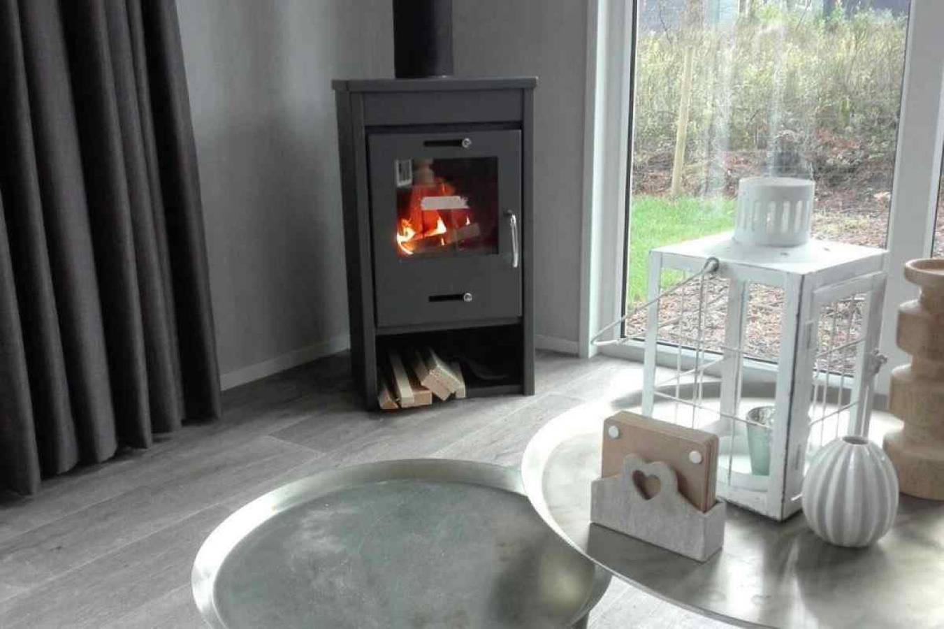 Schönes Chalet für 6 Personen in Beekbergen - Veluwe in Beekbergen, Veluwe