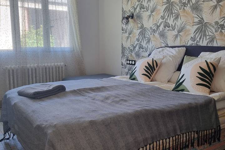 Gîte pour 7 personnes, avec jardin et piscine à Durtal - 3