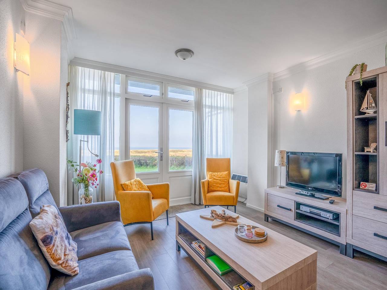 Geheel appartement, 2 persoons zeezicht appartement met stoomcabine in De Koog, Nederlandse waddeneilanden