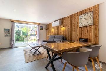 Gîte pour 2 personnes, avec jardin à Sassis
