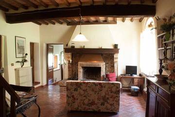 Agriturismo per 6 Persone in Montepulciano, Siena e dintorni, Foto 1