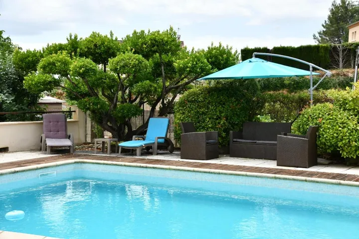Casa de vacaciones para 2 personas, con jardín y piscina - 1
