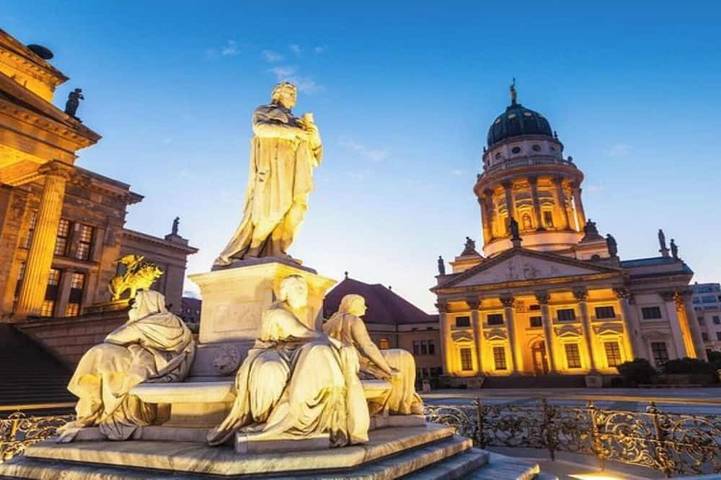 Ferienwohnung für 14 Personen, mit Balkon und Garten in Moabit Berlin