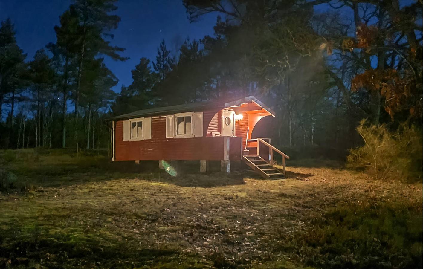 Hus för 3 Personer med trädgård in Svenska Östersjön