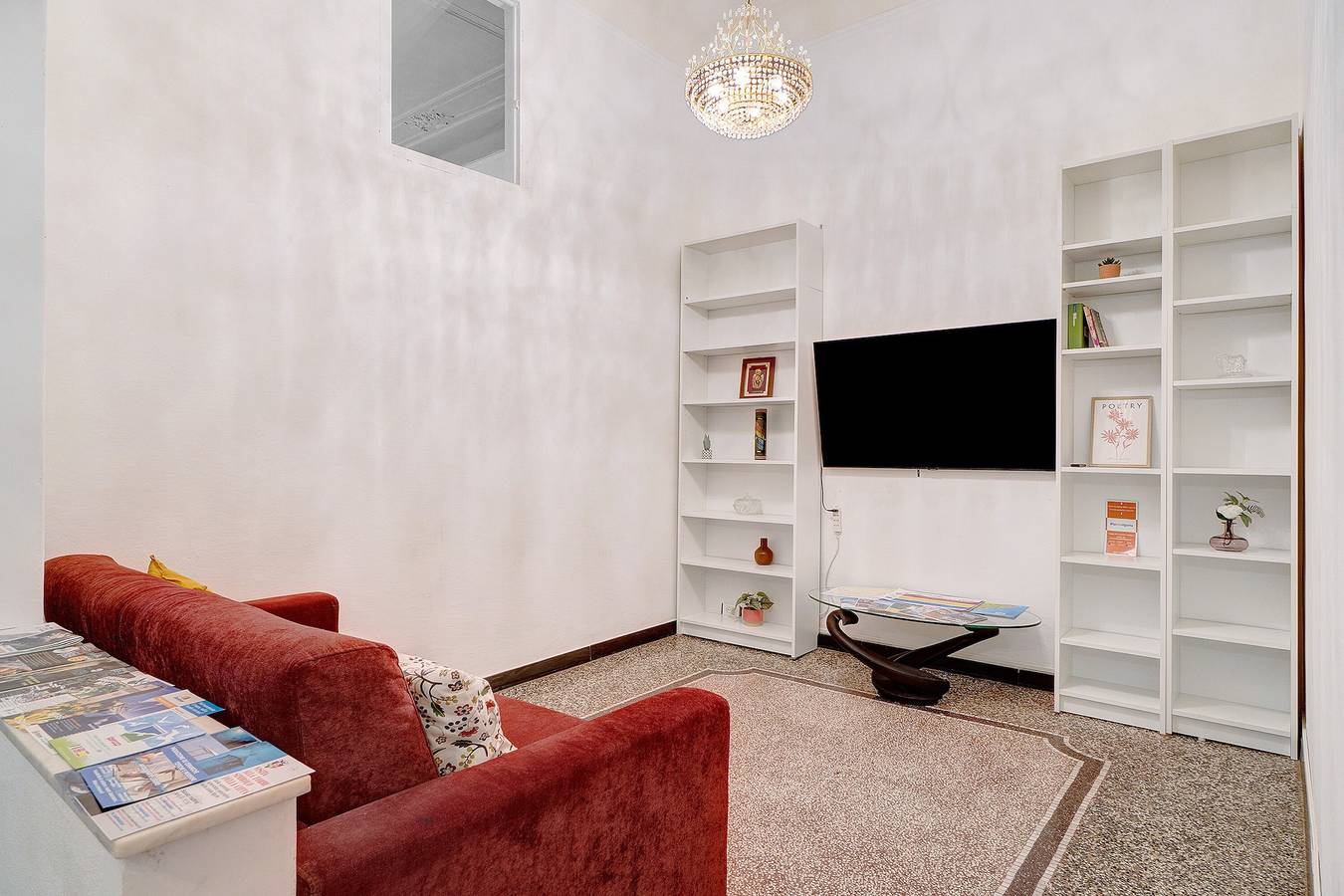 Appartement entier, Appartement "Cruise" avec terrasse privée, balcon et Wi-Fi in Savone (Ville), Savona