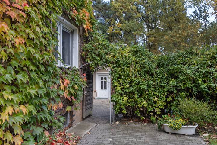 Ganze Wohnung, Ferienwohnung 'Wolf' mit privater Terrasse, Gemeinschaftsgarten und WLAN in Neuruppin, Ruppiner Seenland