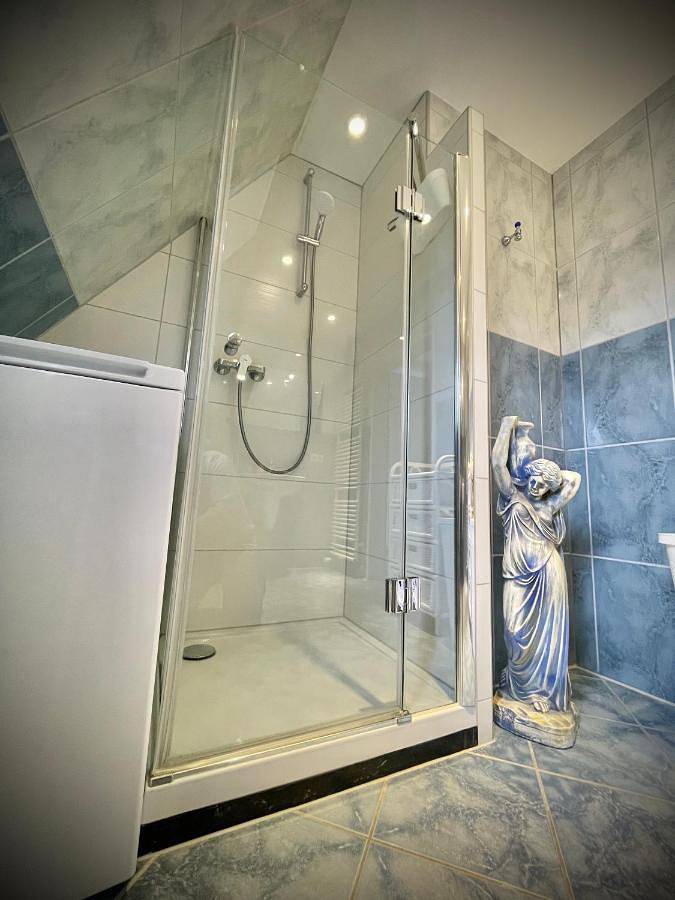 Ferienwohnung für 2 Personen, mit Balkon und Terrasse sowie Ausblick in Sigmaringen - 3