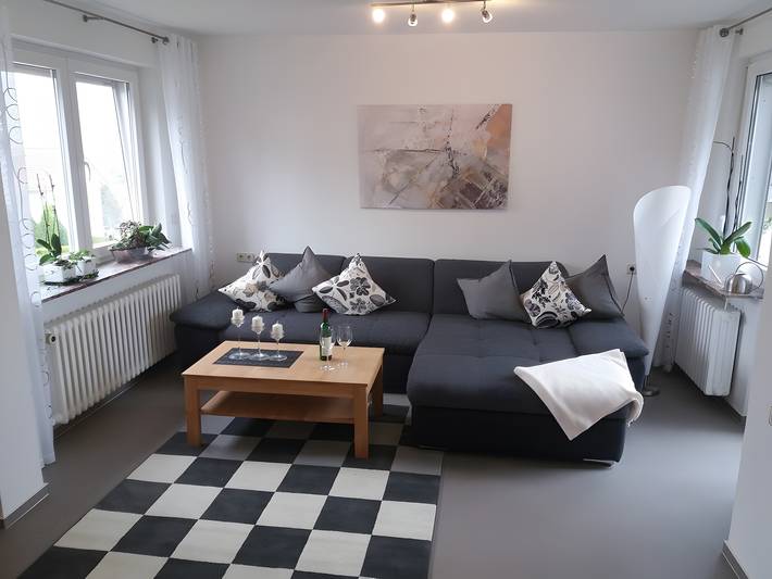Ganze Wohnung, Die Wohnung Gerti mit ca. 45 m2 im Dachgeschoss in Schauenburg, Landkreis Kassel