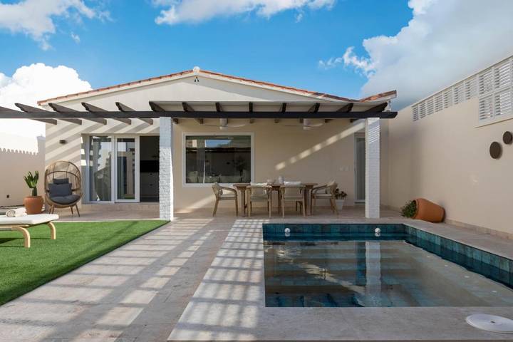 Casa rural para 8 personas, con Balcón y Jacuzzi además de Terraza y Jardín en Enix - 4