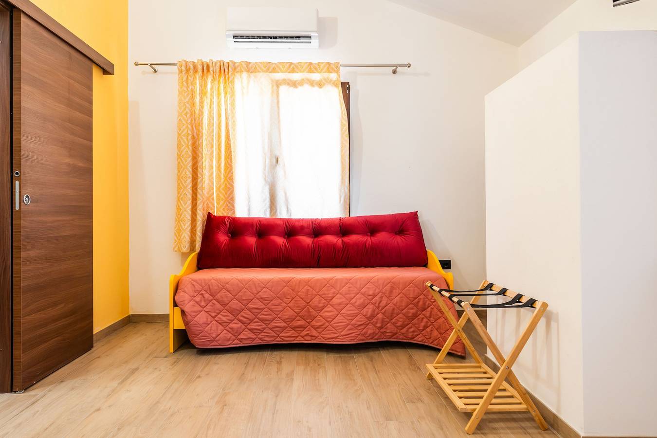 Room 'Su Carinniu n.1' in Villacidro, Medio Campidano