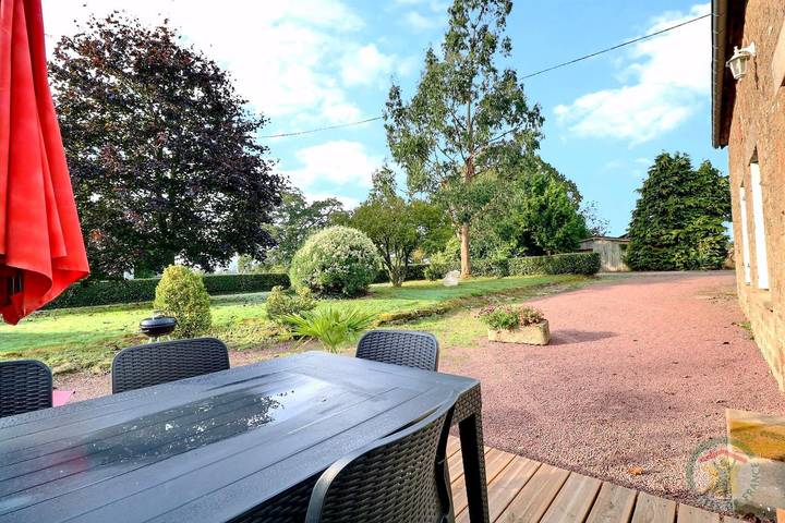 Gîte pour 6 personnes, avec Terrasse ainsi que Jardin et Vue en Ille-et-Vilaine - 4