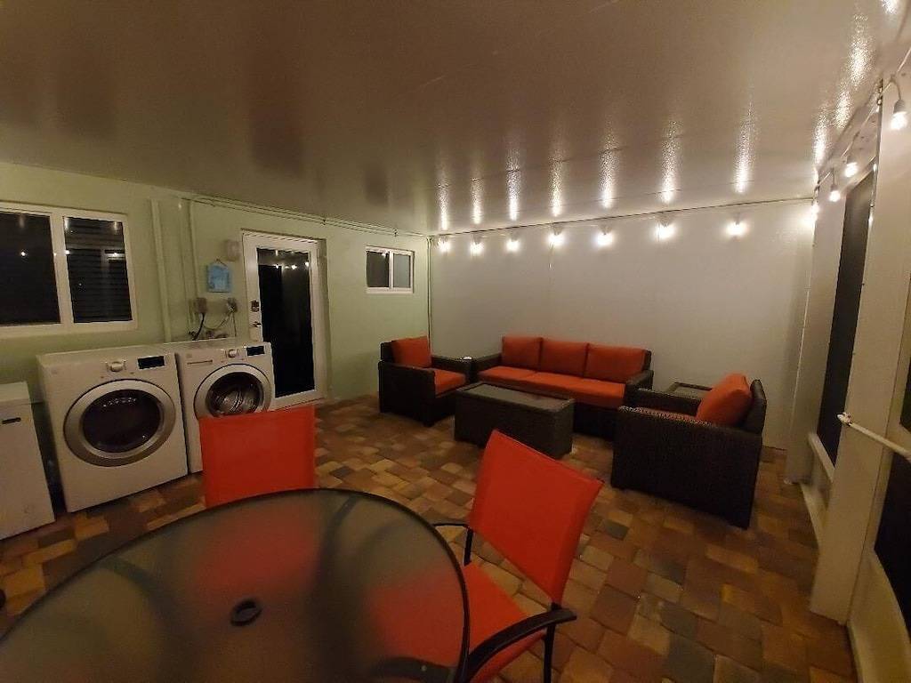 Ocean Side Canal Half Duplex, 37 'Dock, 600' zum Kanal in Marathon, Monroe County