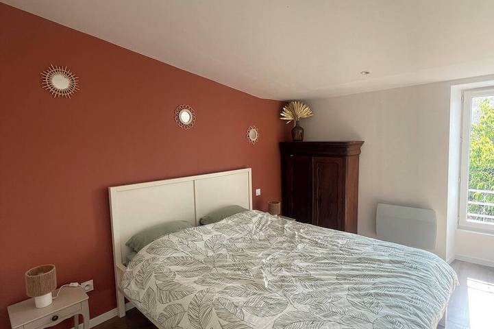 Cosy house with garden entirely renovated in the heart of St Georges d'Oléron in Saint-Georges-d'Oléron, Côte de Beauté